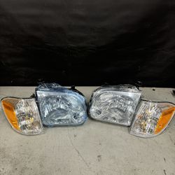 NEW Headlight Assembly For Toyota Sequoia 05-07 Tundra 05-06