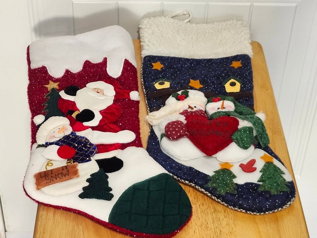 Christmas Stockings Snowman with Santa and Merry Kissmas