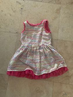 Girls dress size 4