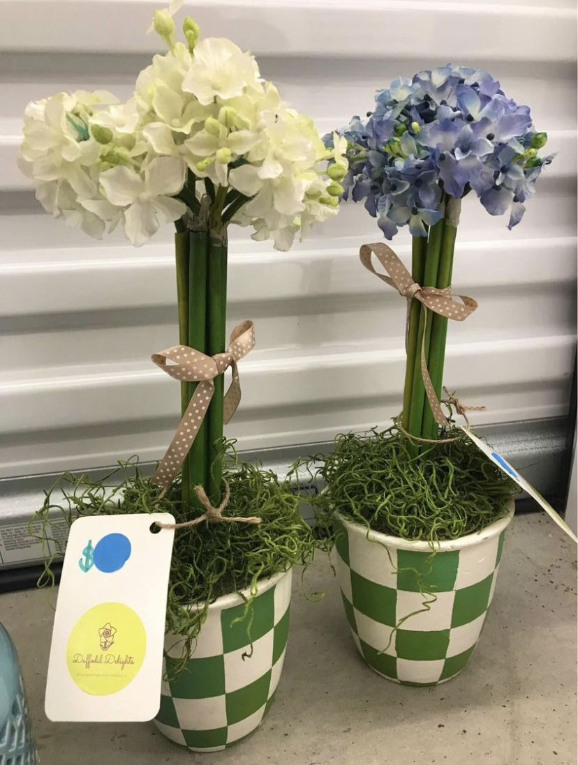 Hydrangea Flower Spring Floral Decor with Ceramic Vases