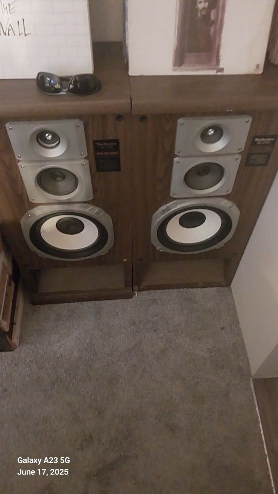 Speakers Of Glory