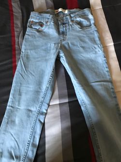 Levi jeans