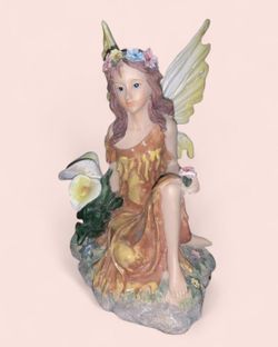 Whimsical fairy figurine 