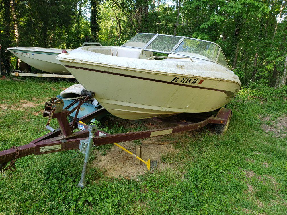 free boat come pick up its summer time.