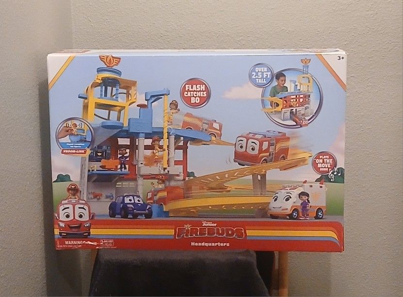 "DISNEY JUNIOR" FIREBUDS PLAY SET 