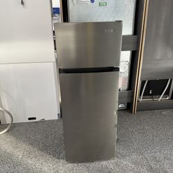 7.3 Cubic refrigerator