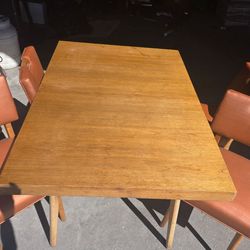 Tables 4 chairs
