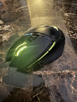 RGB Razer Basilisk 20k Dpi With Charging RGB Dock