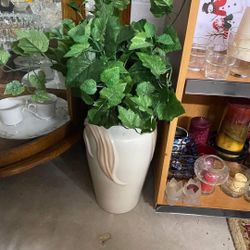 large Harris Pottery of Chicago Large Floral Vase,  Vintage Pink & Cream Floral Art Vase with artificial plant