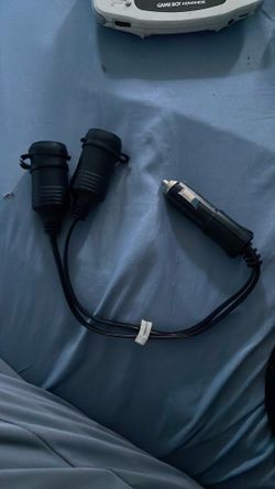 Double car socket