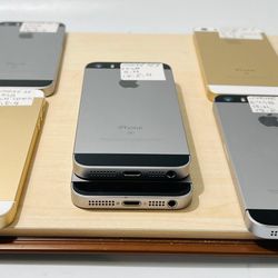 Apple iPhone SE 1st Gen 64GB Unlocked Fully Functional $49 Each