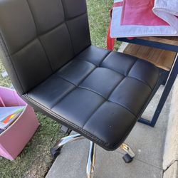 Desk Or Vanity Chair 