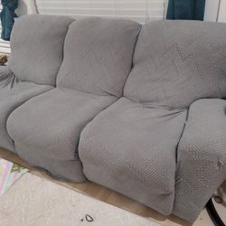 2 Reclining Sofa