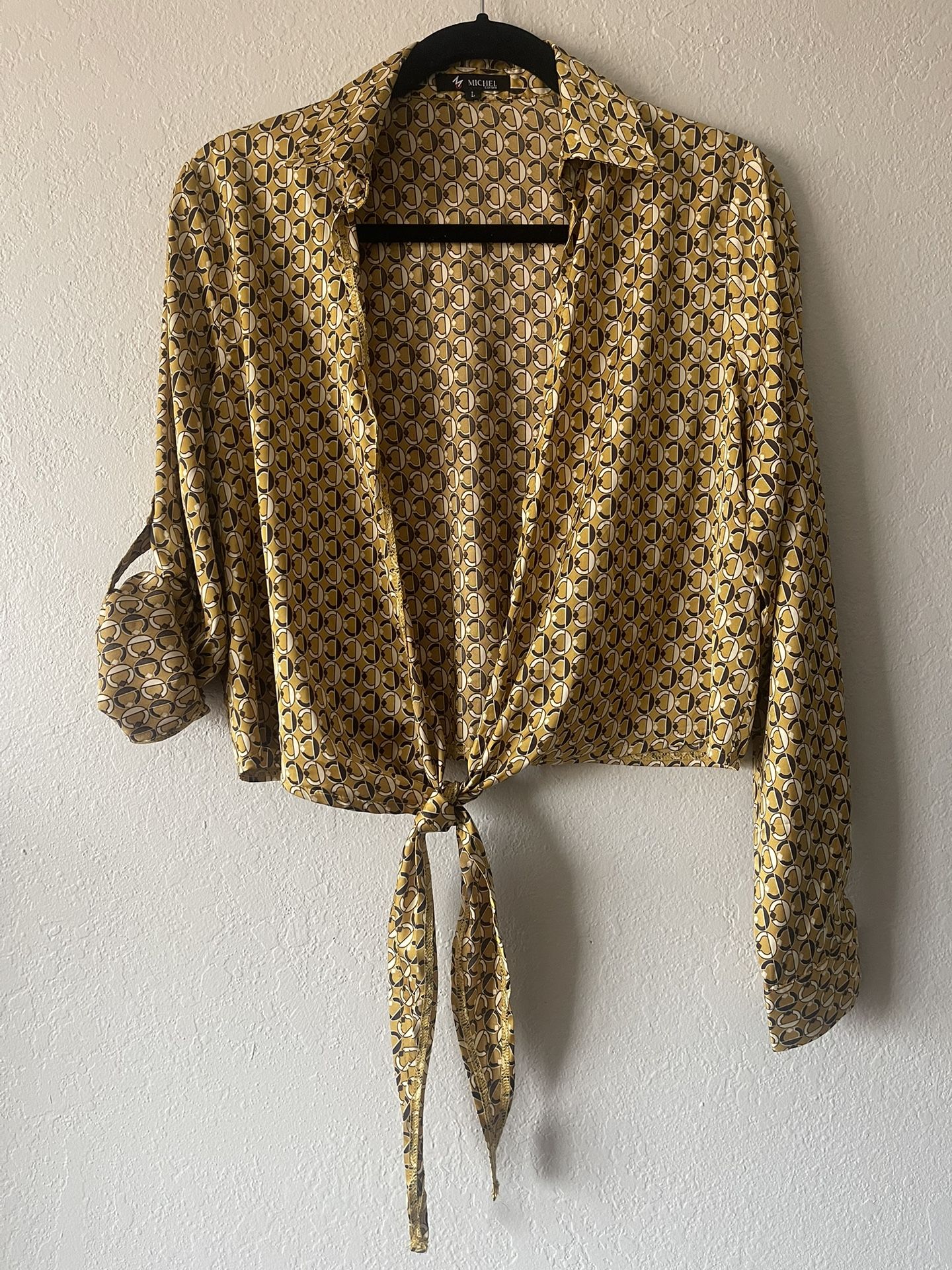 Michel, Women’s Mustard & Brown Geometric  Tie Front Adjustable Sleeve , Size L