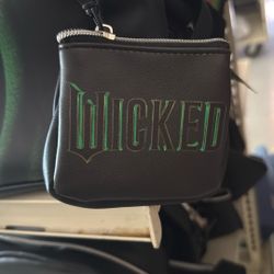Defying Gravity, Wicked Backpack
