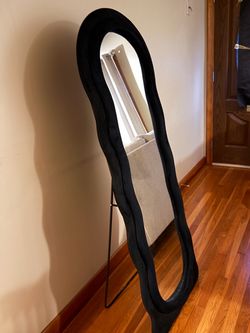 Black Wavy Full-Length Floor Mirror