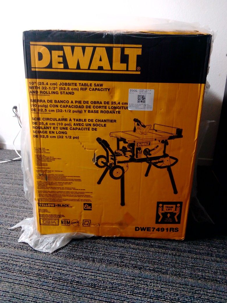 Dewalt Jobsite Table Saw