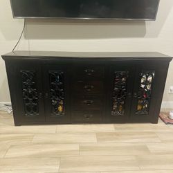 Buffet/tv/entertainment table Dropped Price