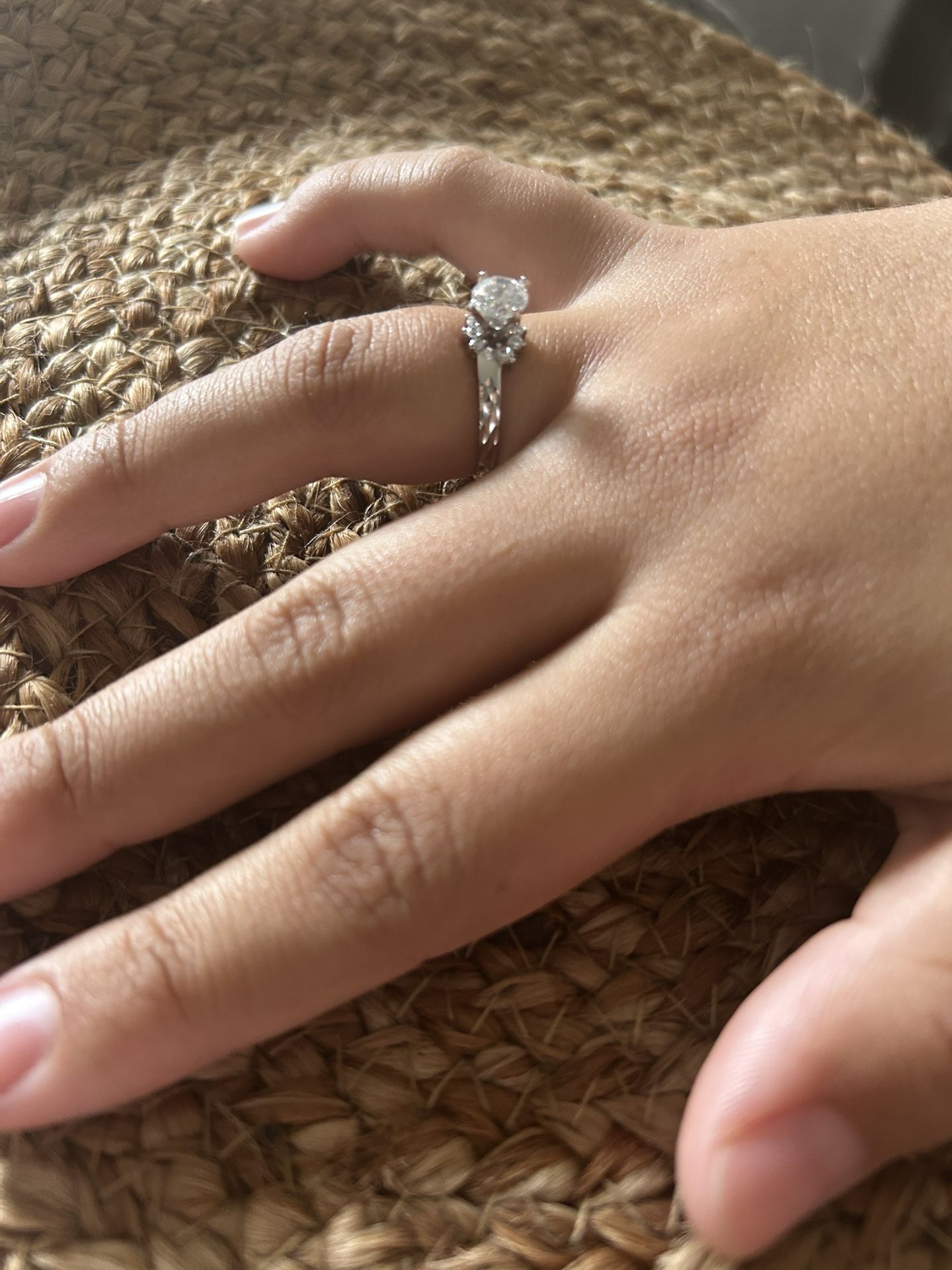 10k White Gold Ring