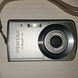 PENTAX OPTIO M30 - 7.1 MEGEPIXELS W/ 3X ZOOM LENS