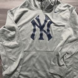 Nike Yankee Hoodie XL