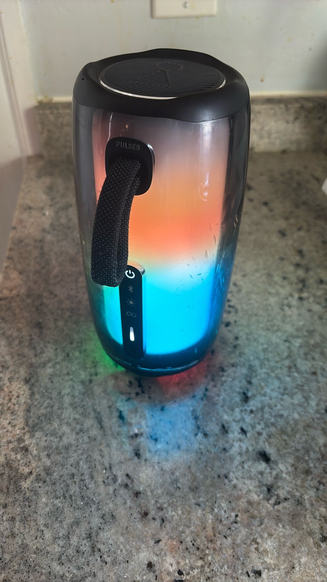 JBL Pulse 4 Waterproof LED