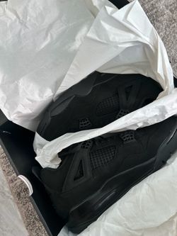 Jordan 4 black cat sz 10.5