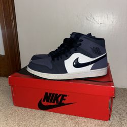 Jordan 1 Mid Sanded Purple Size 9 M