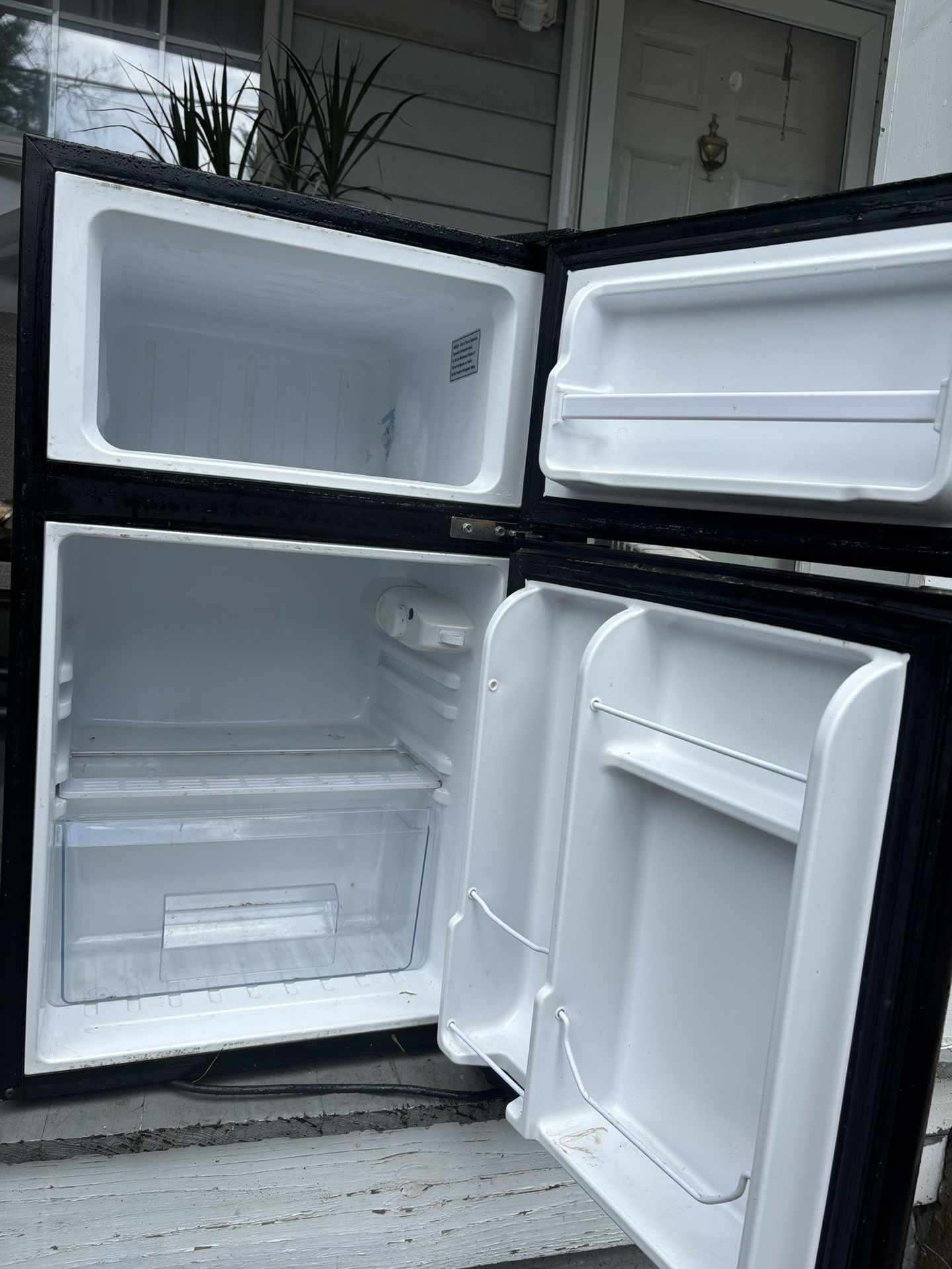 Refrigerator