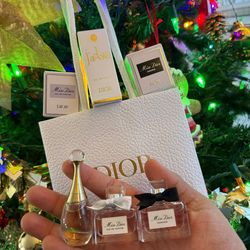 Kit miss Dior de mini 5ml⭐️❤️ set 3 piezas $55