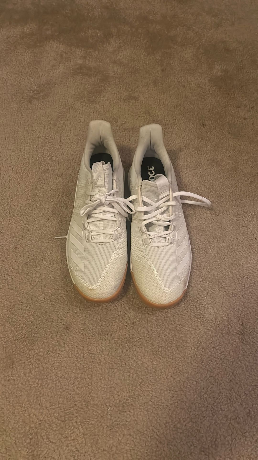 ADIDAS MEN SHOES SIZE 10