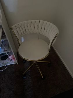Swivel chair
