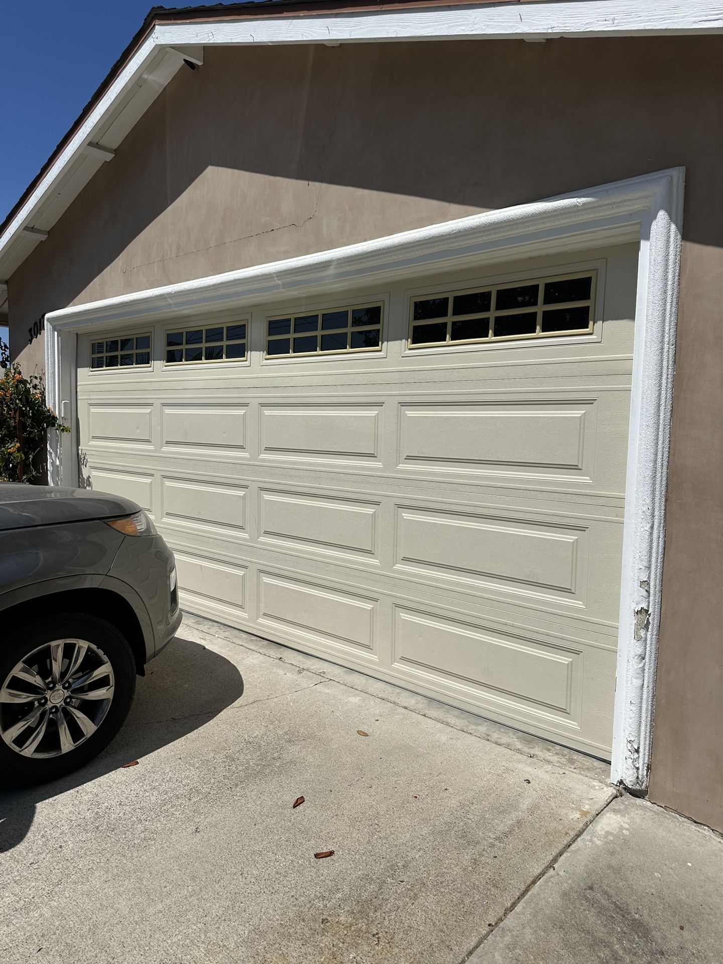8’ Garage Door