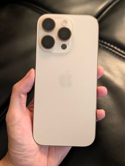 iPhone 16 Pro White Titanium 128 GB unlocked