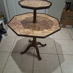 Antique Round Table Obo 