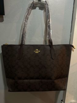 Coach Signature Zip Tote Bag