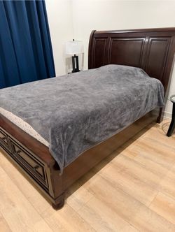 Elegant Dark Wood Storage Bed Frame 🔥