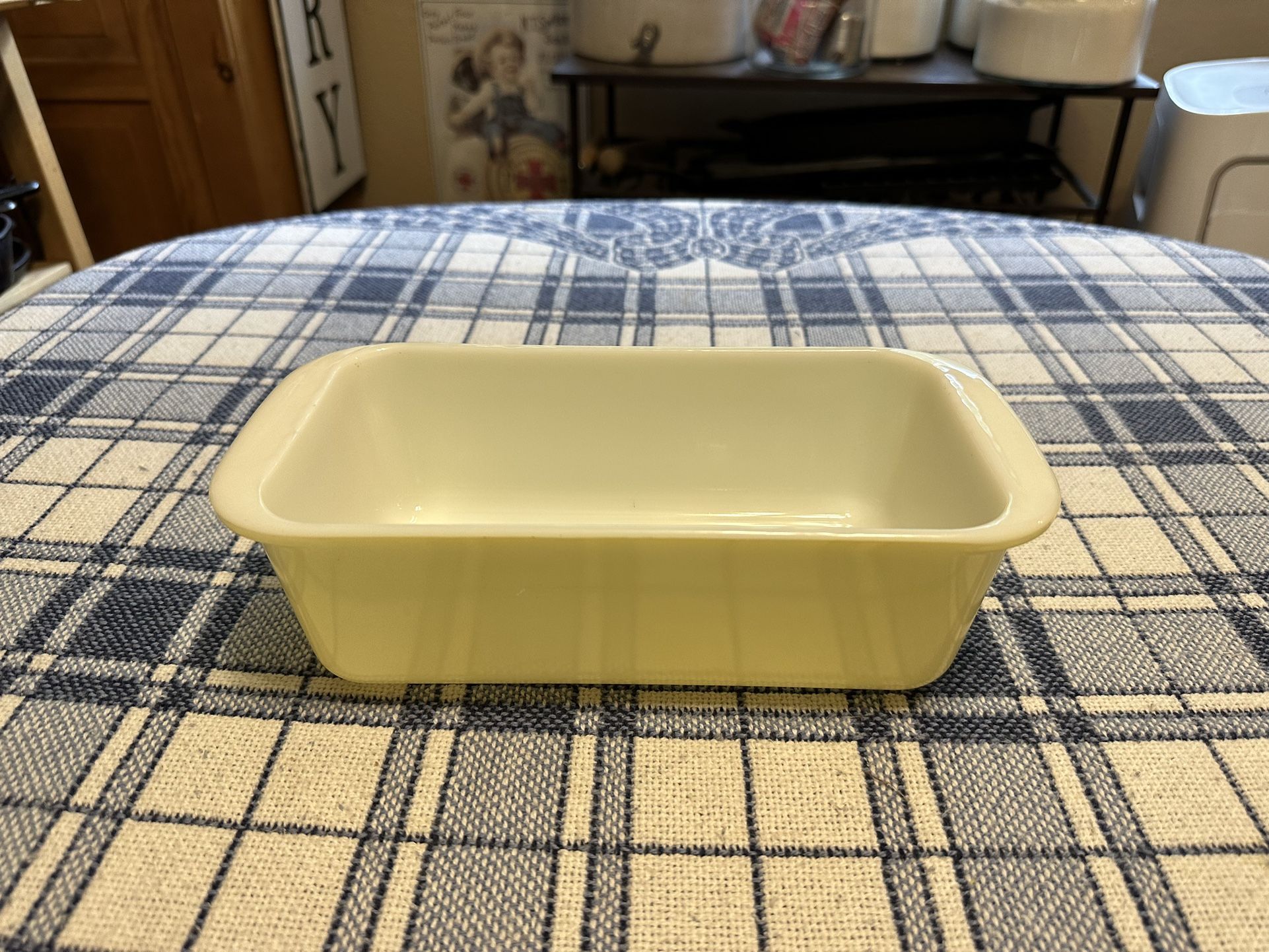 Vintage Pyrex #213 Pale Yellow Loaf Pan Hard To Find