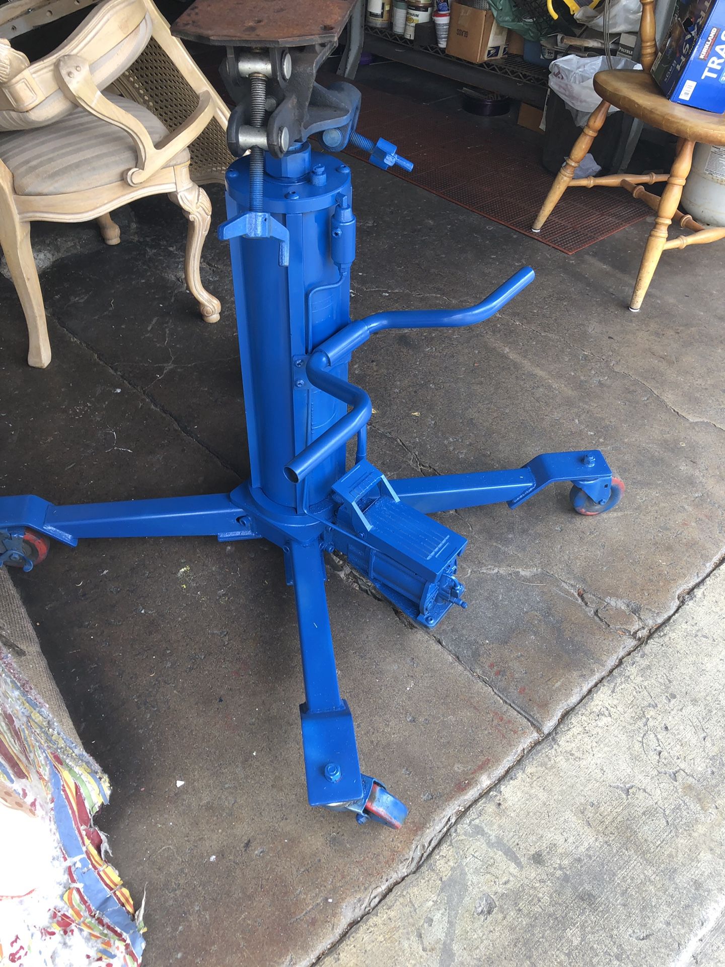 Air over hydraulic transmission jack for Sale in Alhambra, CA OfferUp