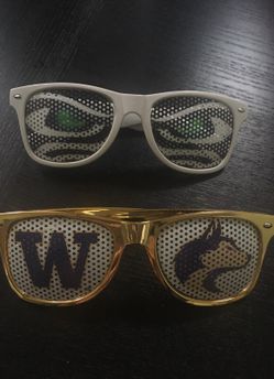 Seahawks and Huskies glasses