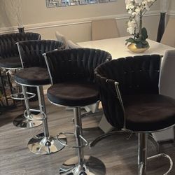 Set 4 Bar Stools 