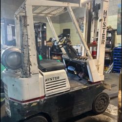 Forklift