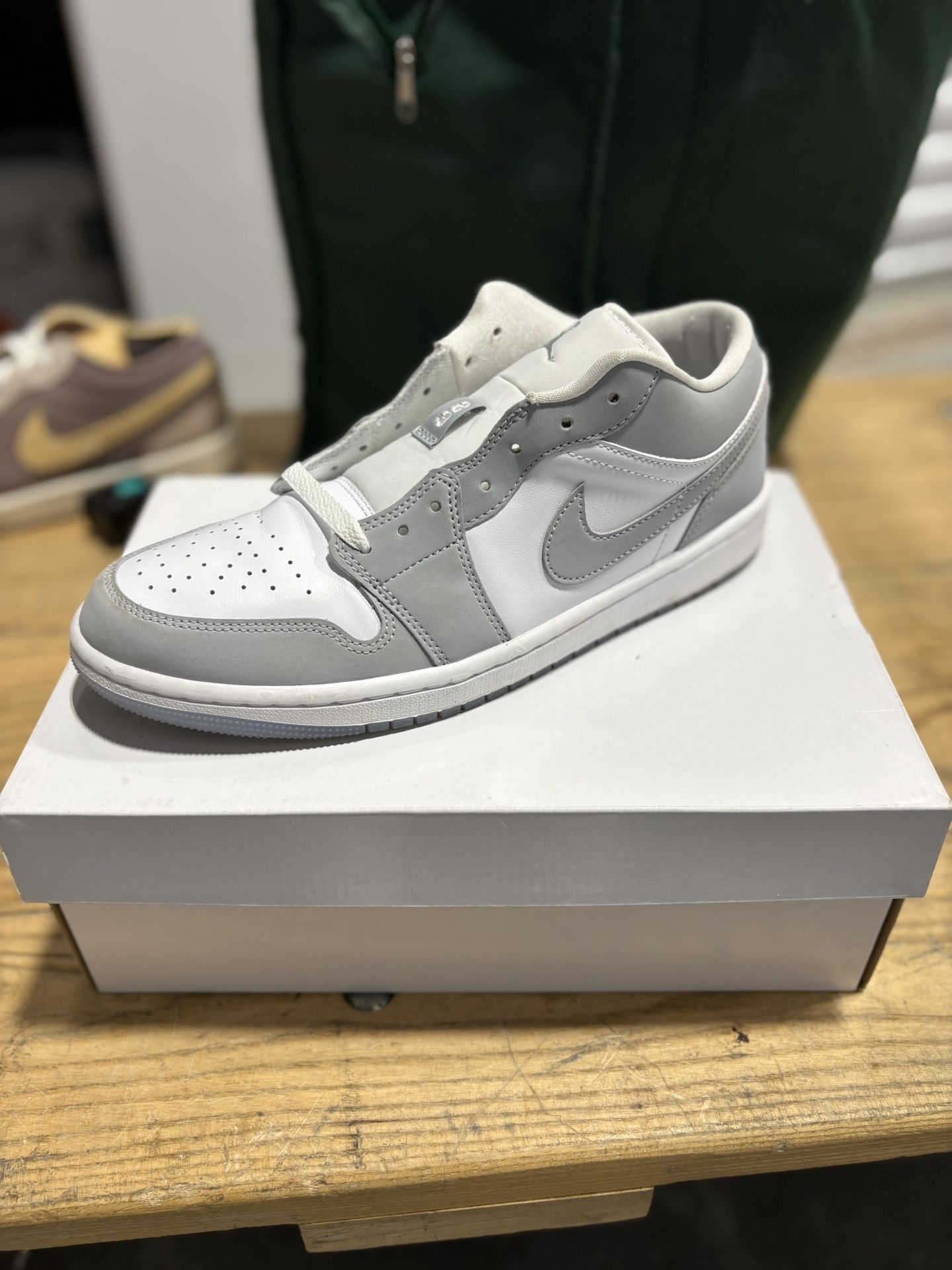 Jordan 1 Low Wolf Grey (Women's)