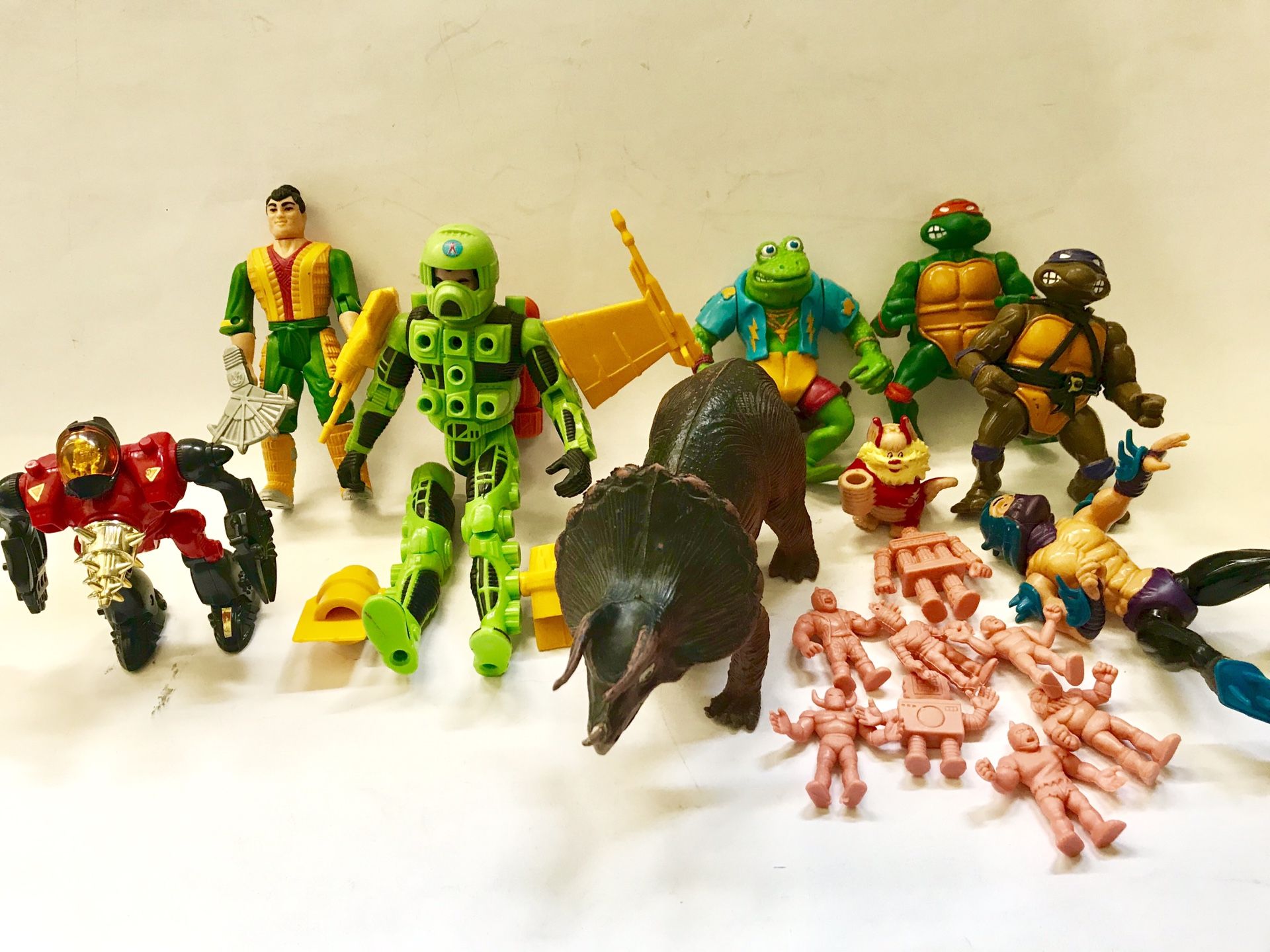 80s action figure lot Ninja Turtles M.U.S.C.L.E Centurions Starriors
