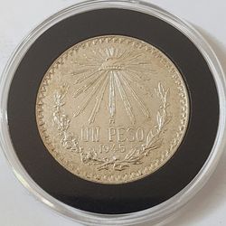 Mexico Un Peso 1945 Silver .720