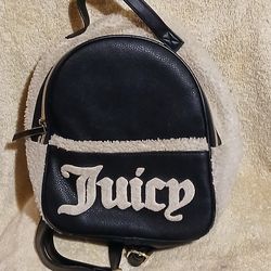 GIRLS JUICY COUTURE BACKPACK
