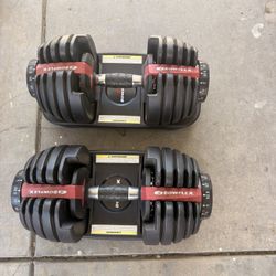 5/52.5 Bowflex adjustable dumbbells in good working condition  pick up in sun valley cash only