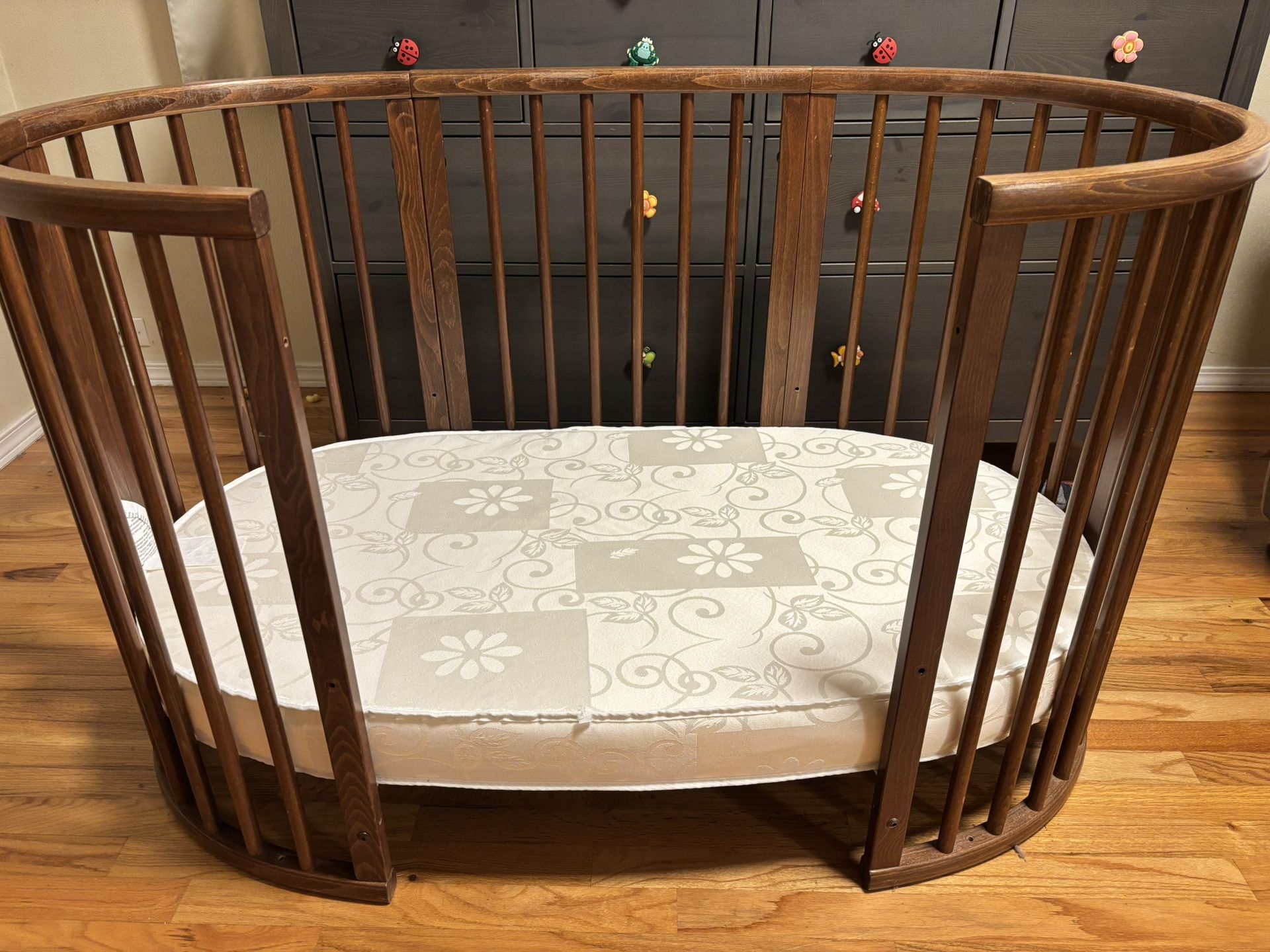 Stokke Sleepi Cribs