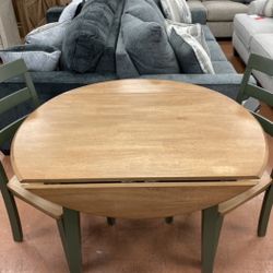 New Table & 2 Chairs 