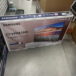 50 Inch Samsung TU700D